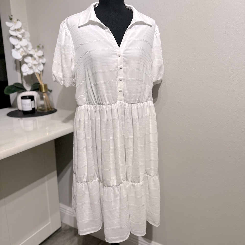 White Short Summer Dress by Kensie.